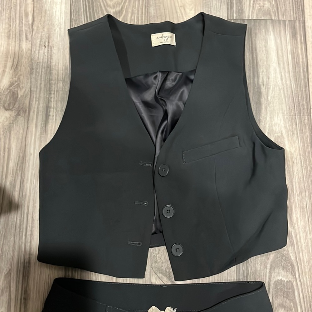 Suite vest